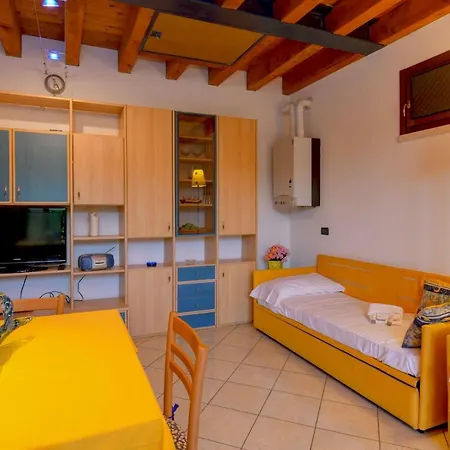 Peschiera Summer Apartmán